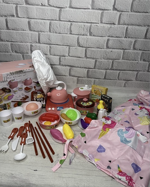 Дитячий іграшковий набір посуду 168-97 зі звуковими і світловими ефектами, фартух, ковпак, продукти., фото 3