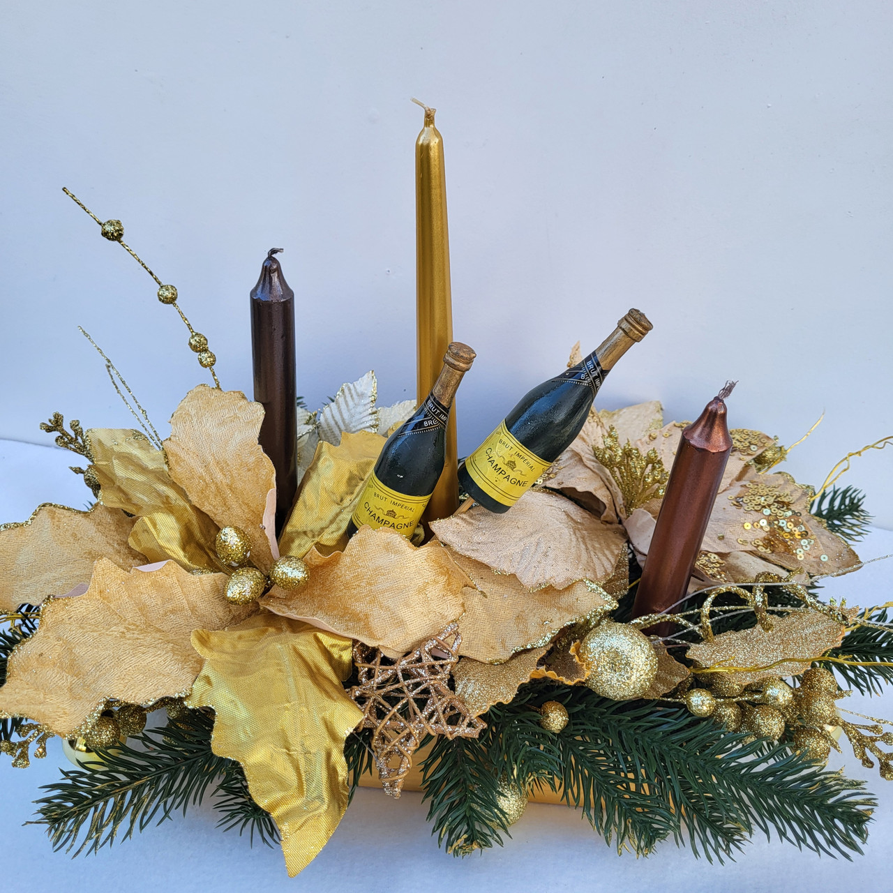 Композиція Новорічна з квітами, шампанським та  зі свічками на стіл. Підсвічник Новорічний., фото 1