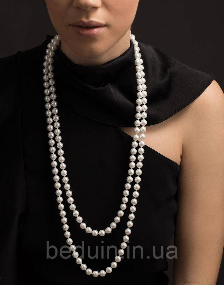 Довге акцентне перлове намисто зі скляних перлів, намисто — біле Aushal Jewellery