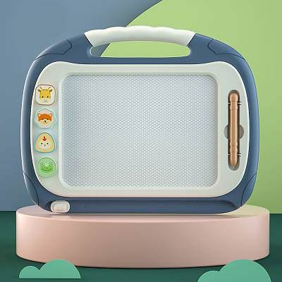 Ігровий набір для малювання Столик дошка 4 штампи кольорове поле висувні ніжки ручка з магнітним наконечником