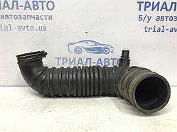 Патрубок повітряного фільтра Mitsubishi Pajero Wagon 3 3.2 ДИЗЕЛЬ 4M41 2000 (б/у)