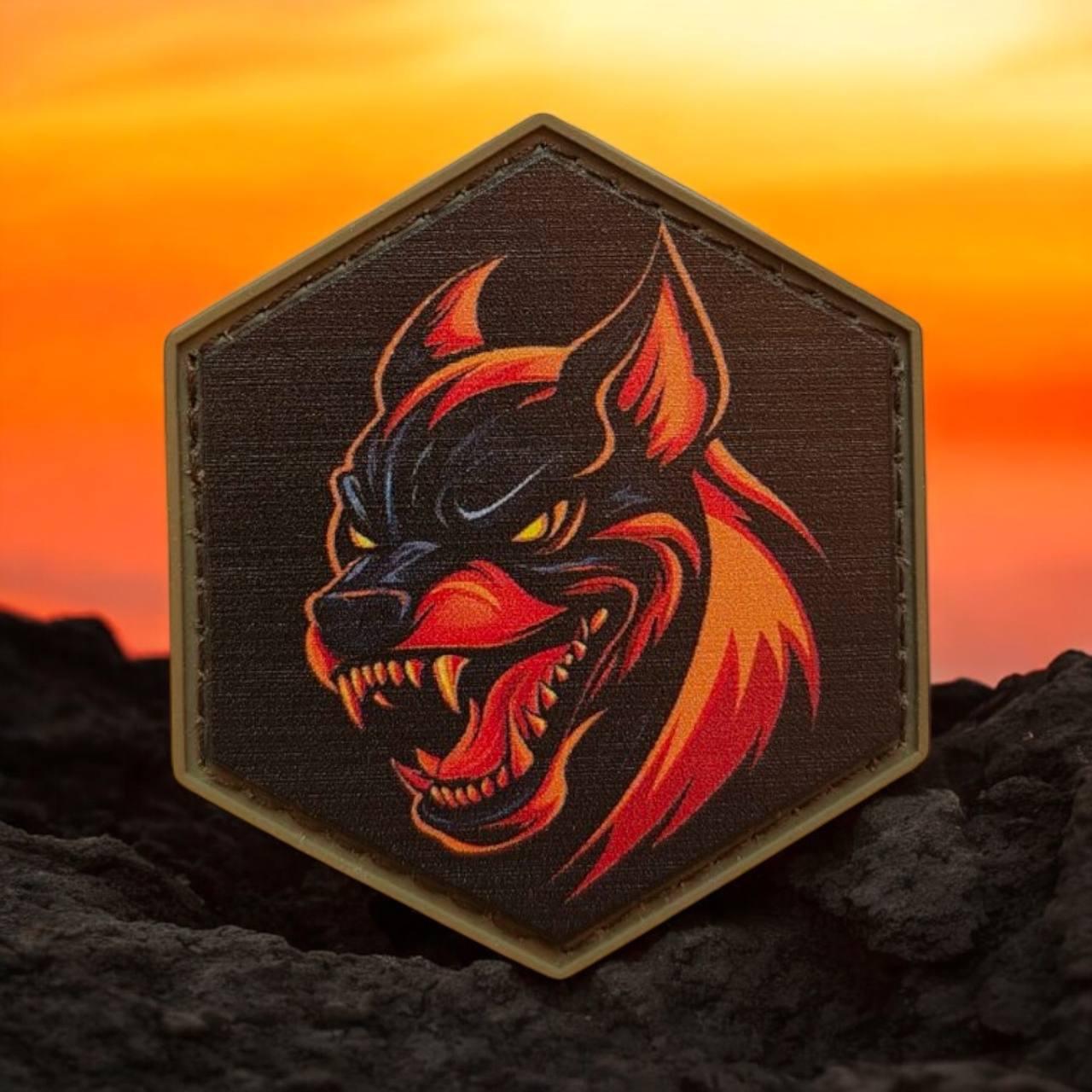 Шеврон злий пес на липучці ПВХ