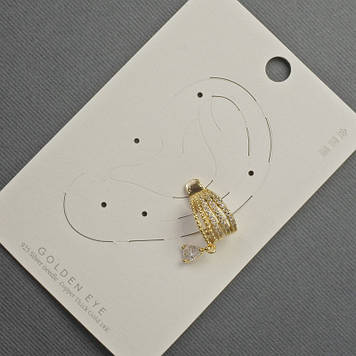 Сережка Каф на вушко золотистий метал 10х14мм+- білі стрази