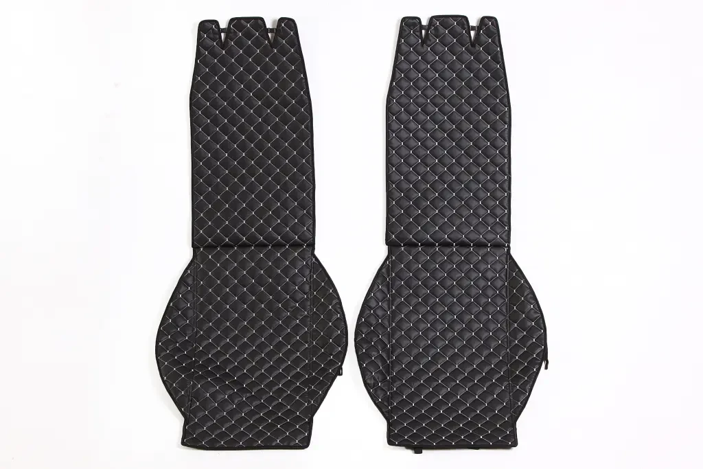 Накидка на сидіння шкірзам передня чорний/сіра нитка (2 шт.), фото 1