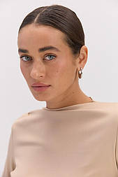 Модний жіночий лонгслів із драпіруванням у розмірі L