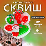 Антистрес іграшка «Котяча лапка» сквіш із червоними лапками та зеленим фоном, новорічна, фото 6