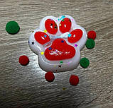 Антистрес новорічна іграшка котяча лапка сквіш таба лапки Червоні на білому, фото 5