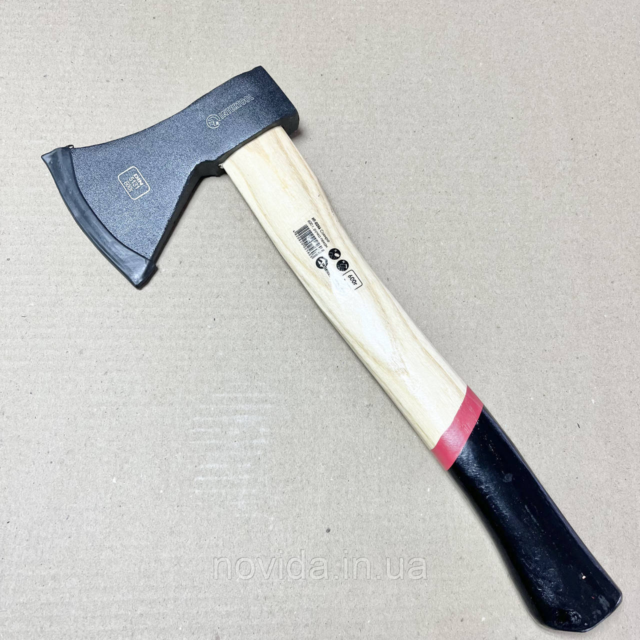 Сокира 600 г, ручка пекан, 48-57 HRC INTERTOOL HT-0256