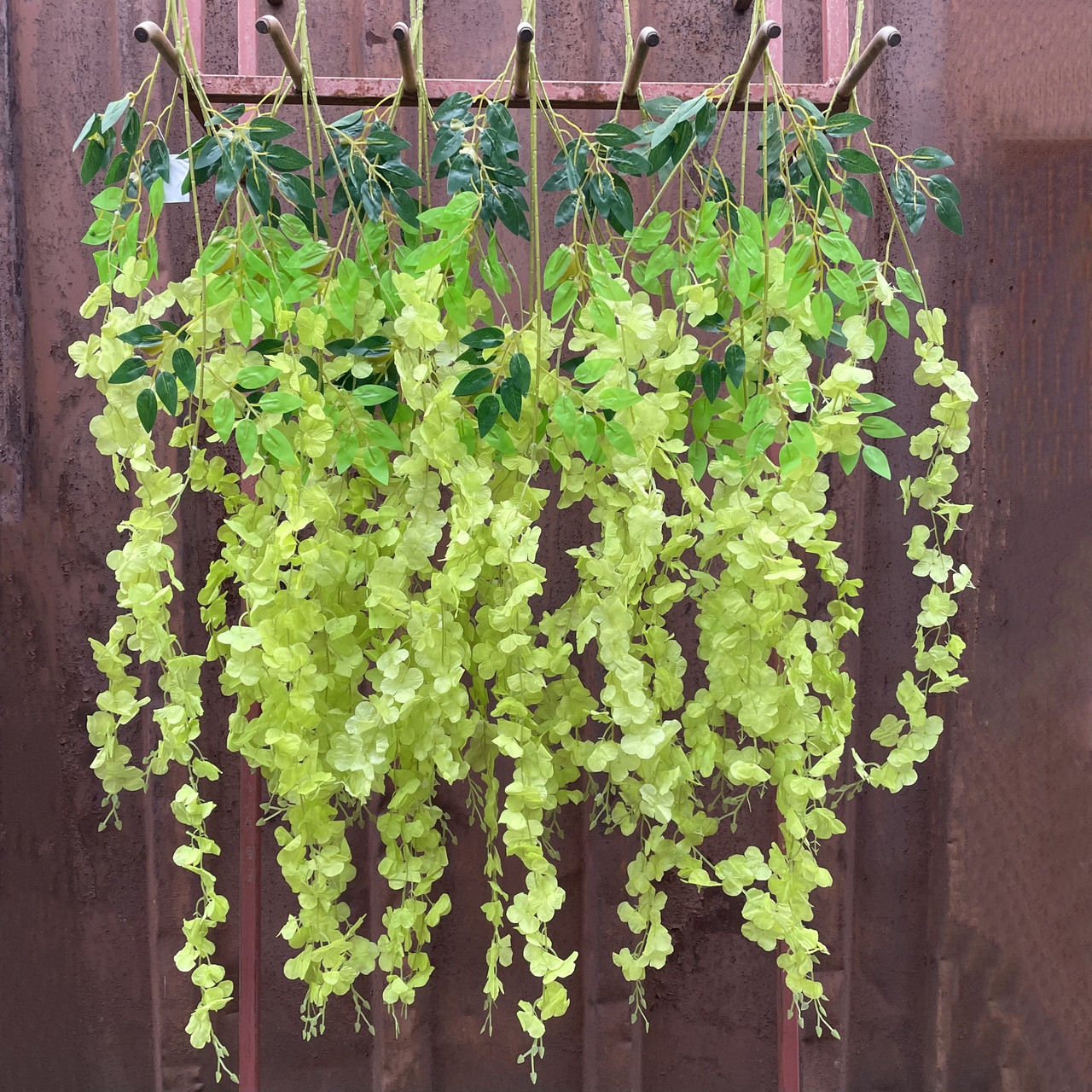 Штучна Гілка ампельна гліцинія звисувальні салатова 110 см (за 12 шт.), фото 1