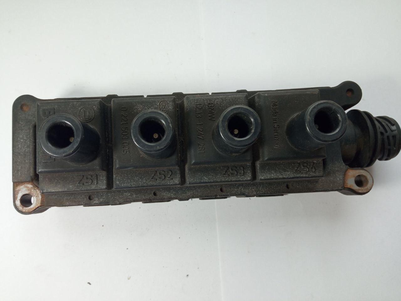 Катушка запалювання BMW Bosch 0 221 503 005 / 0221503005 / 12.13-1 247 281 / 12131247281