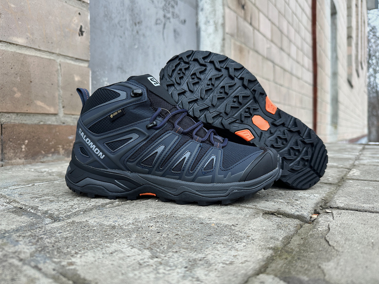 Чоловічі зимові кросівки з хутром Salomon X Ultra Pioneer Mid Gore-tex чорні з синім водонепроникні