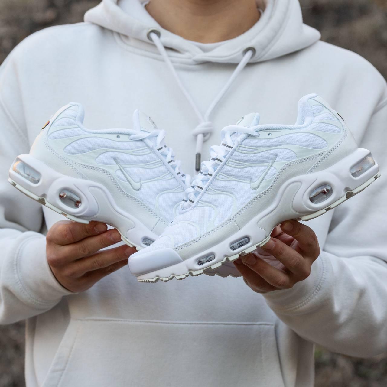 Чоловічі кросівки Nike Air Max TN All white (білі) стильні кросівки 1889 Найк vkross