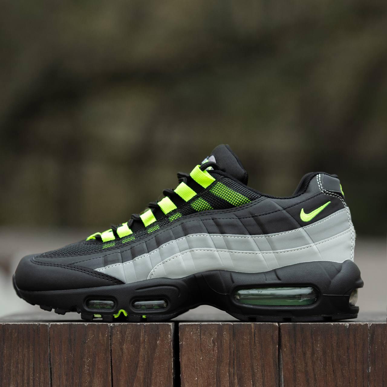Чоловічі кросівки Nike AIR MAX 95 Black (чорно-сірі із зеленим) спортивні кроси 1951 Найк vkross