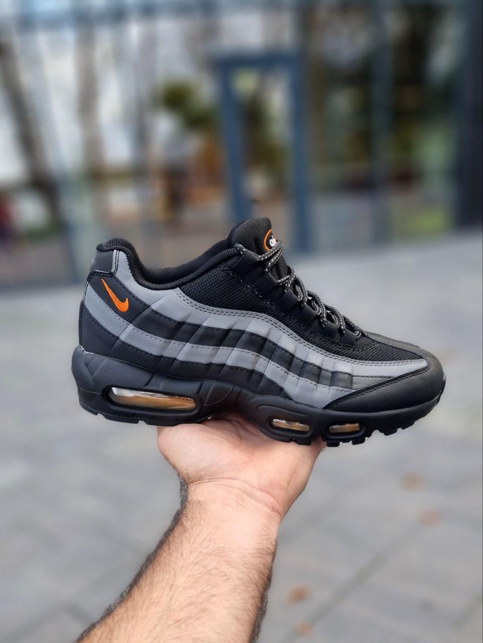 Чоловічі спортивні кросівки Nike Air Max 95 (сіро-чорні) стильні повсякденні кроси 01367 Найк vkross