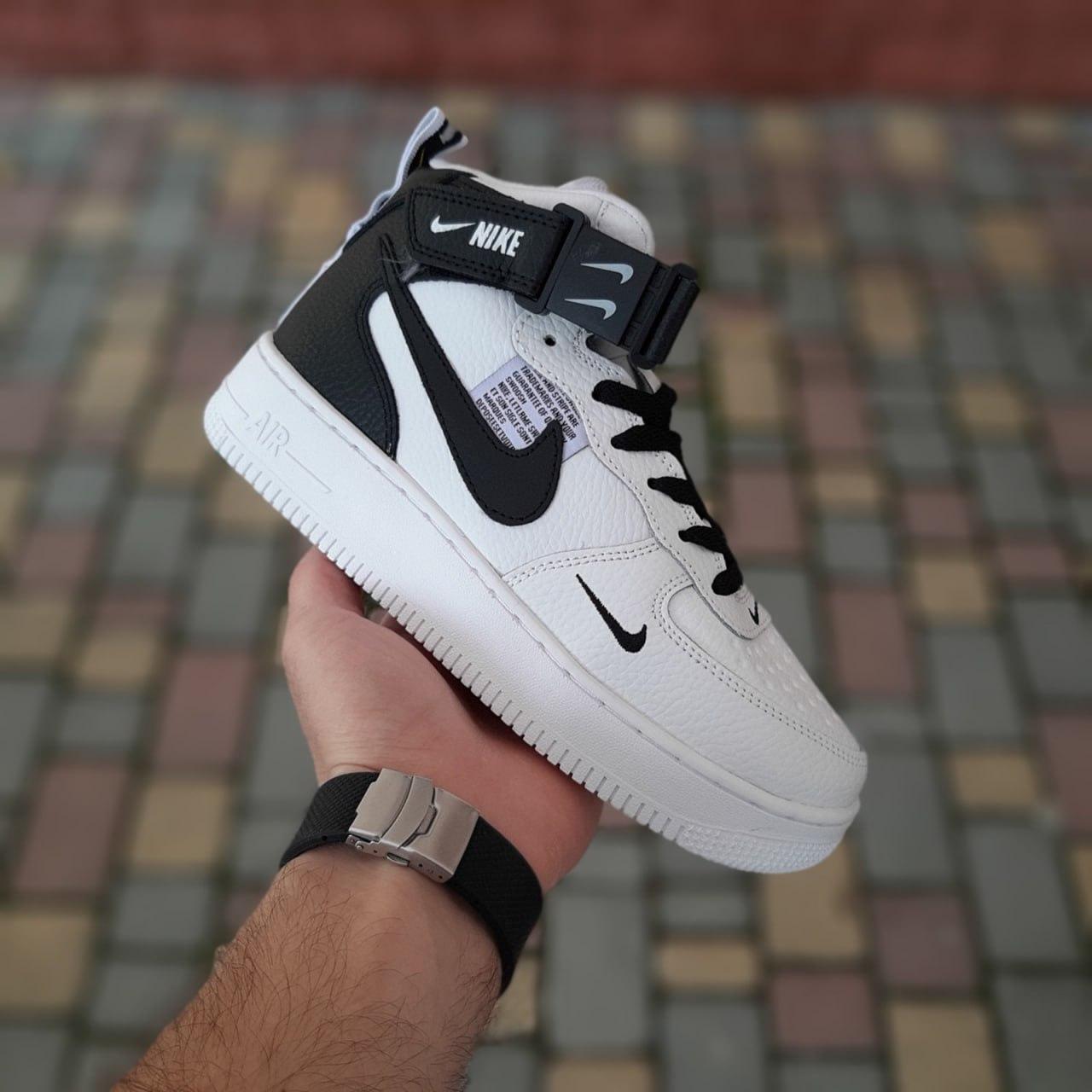 Жіночі зимові кросівки Nike Air Force 1 Mid Utility White Black (білі з чорним) стильні 4192 Найк vkross