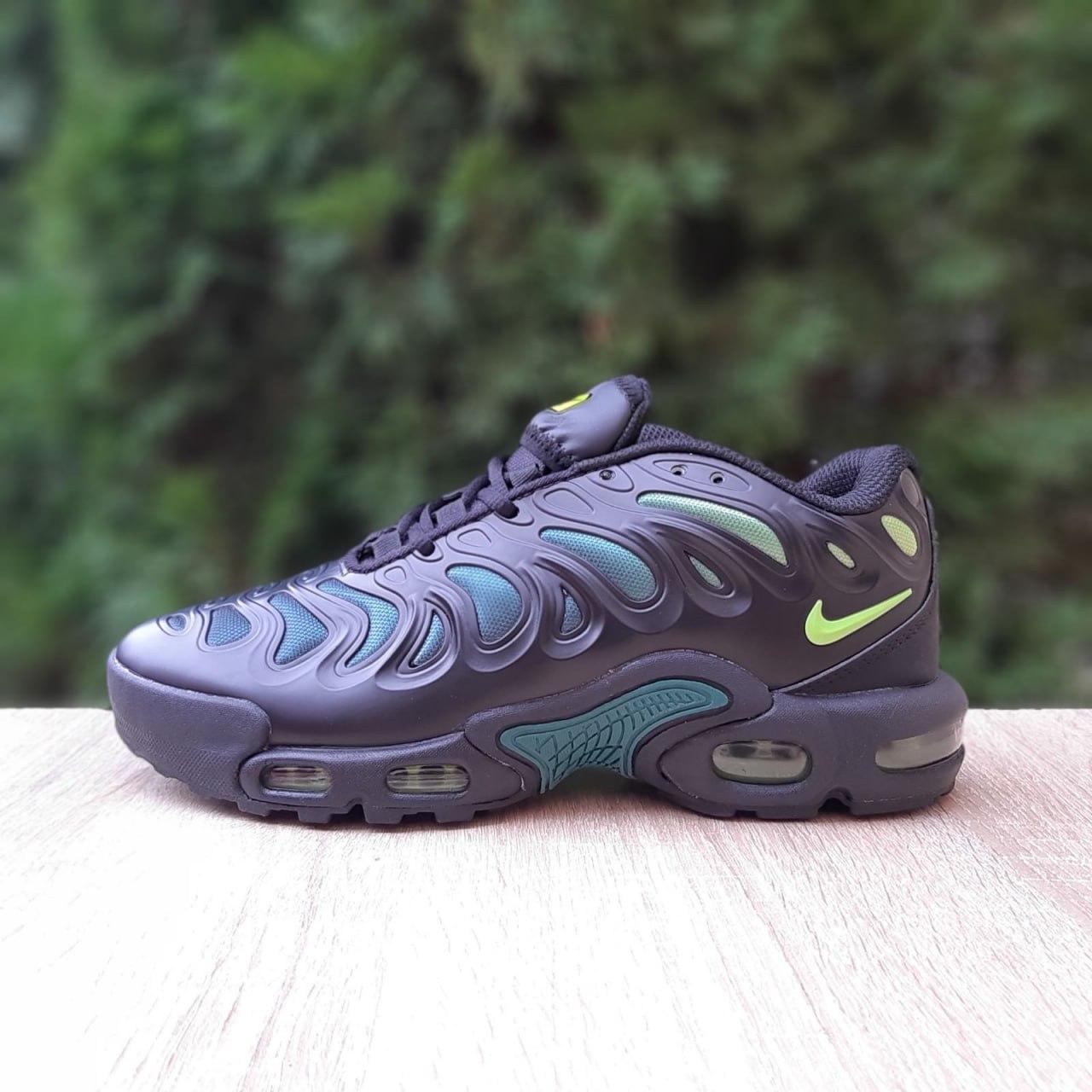 Чоловічі кросівки Nike Air Max TN Plus Drift (чорно-зелені) модні спортивні кроси 11371 Найк vkross