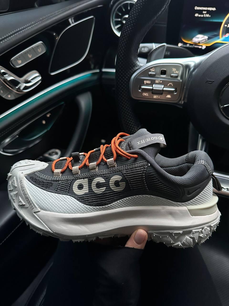 Чоловічі кросівки Nike ACG Mountain Fly 2 Low 'Dark Smoke Grey' (сірі) стильні NK118 Найк vkross