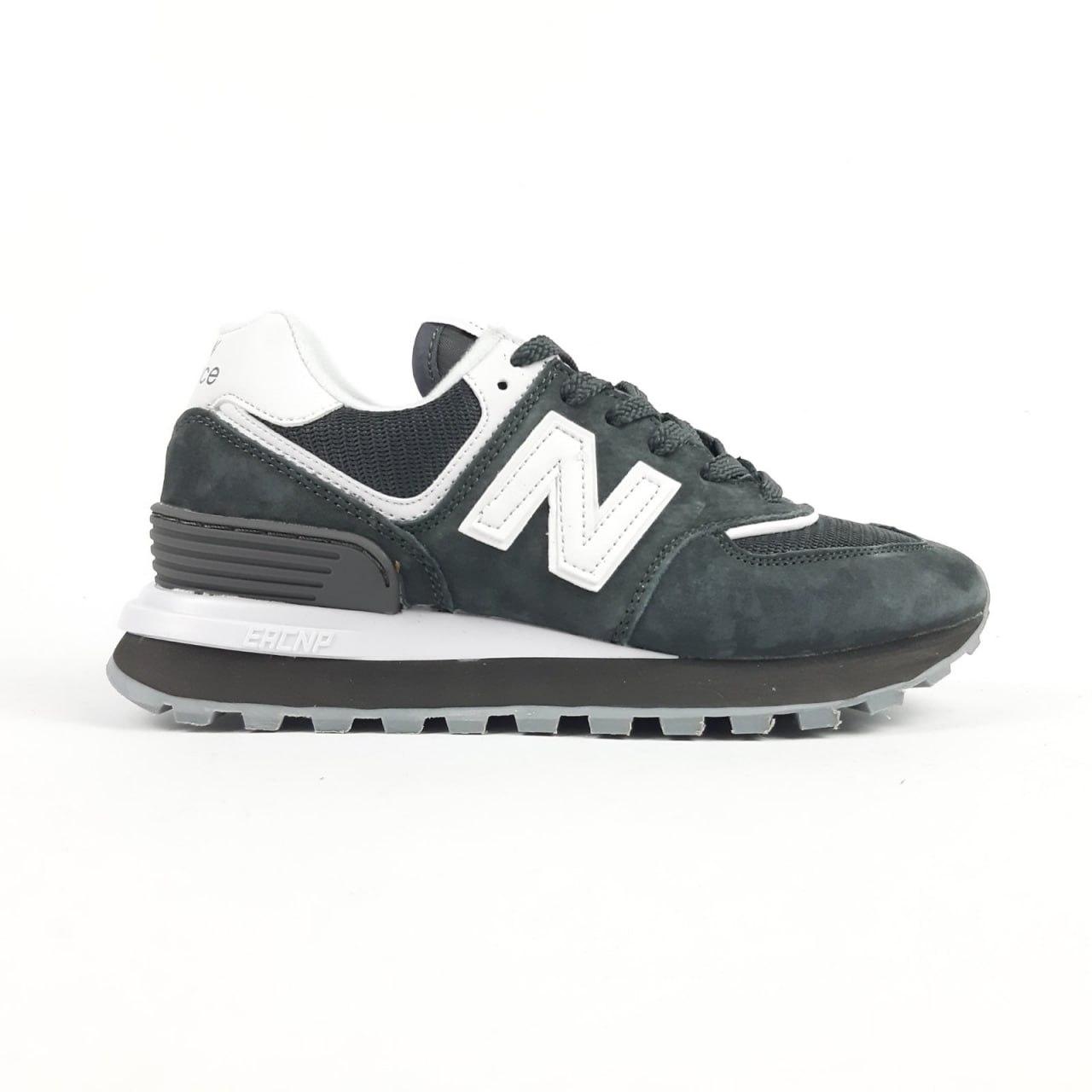 Жіночі демісезонні кросівки New Balance 574 Legacy (сірі з білим) повсякденні замшеві 21009 Нью Беленс vkross