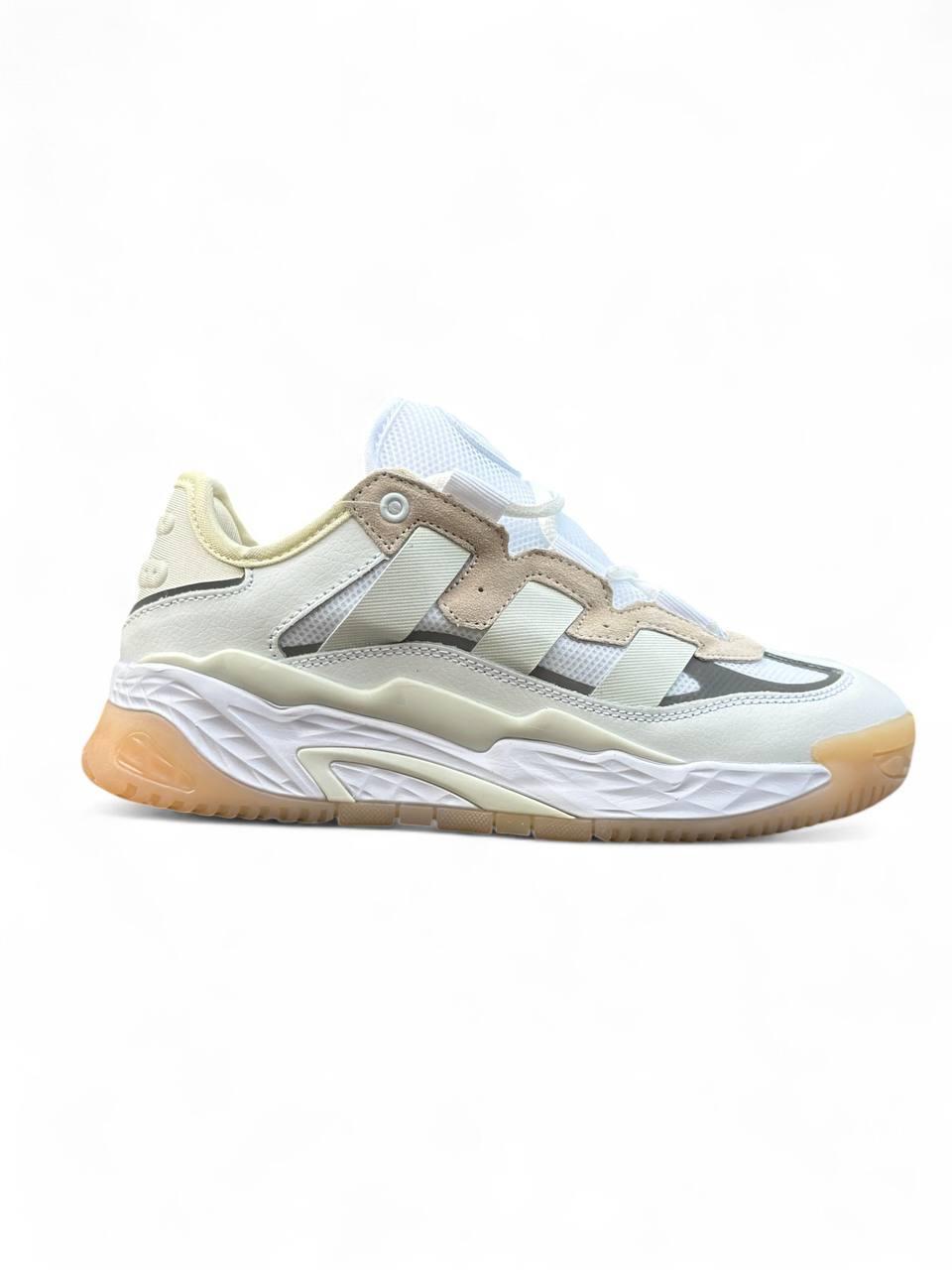 Жіночі демісезонні кросівки Adidas Niteball White Gum (білі) спортивні повсякденні 1211 Адідас vkross