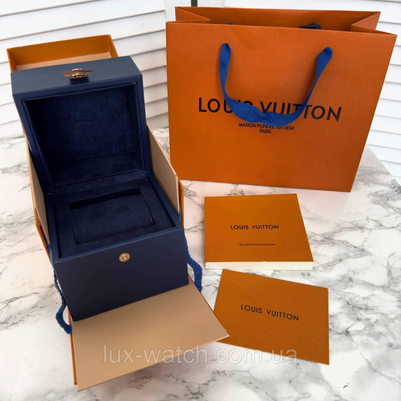 Фірмова коробка під годинник Louis Vuitton