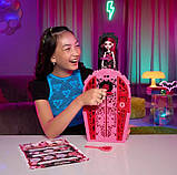 Monster High Draculaura HYT72 Лялька Монстр Хай Дракулаура Шафа з секретами, фото 10