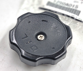 Оригінальна кришка горловини 1250A015