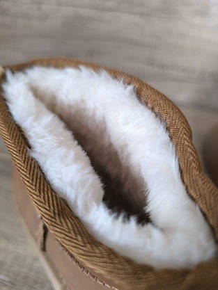 Уги РИЖІ CAMEL екошкіра Міні з лейбл UGG короткі на високій платформі зима жіночі, фото 6