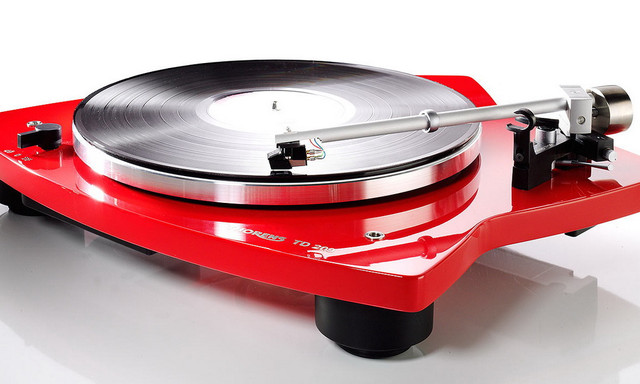 Thorens TD 209