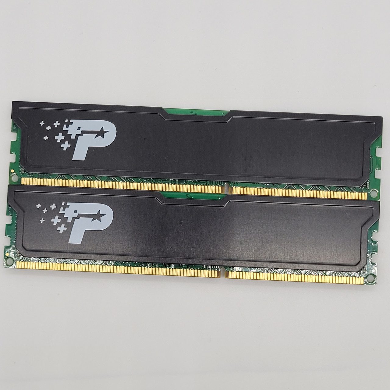 Ігрова оперативна пам'ять Patriot DDR3 8Gb (2x4Gb) 1333MHz PC3-10600U CL9 2R8 (PSD38G1333KH) Б/В