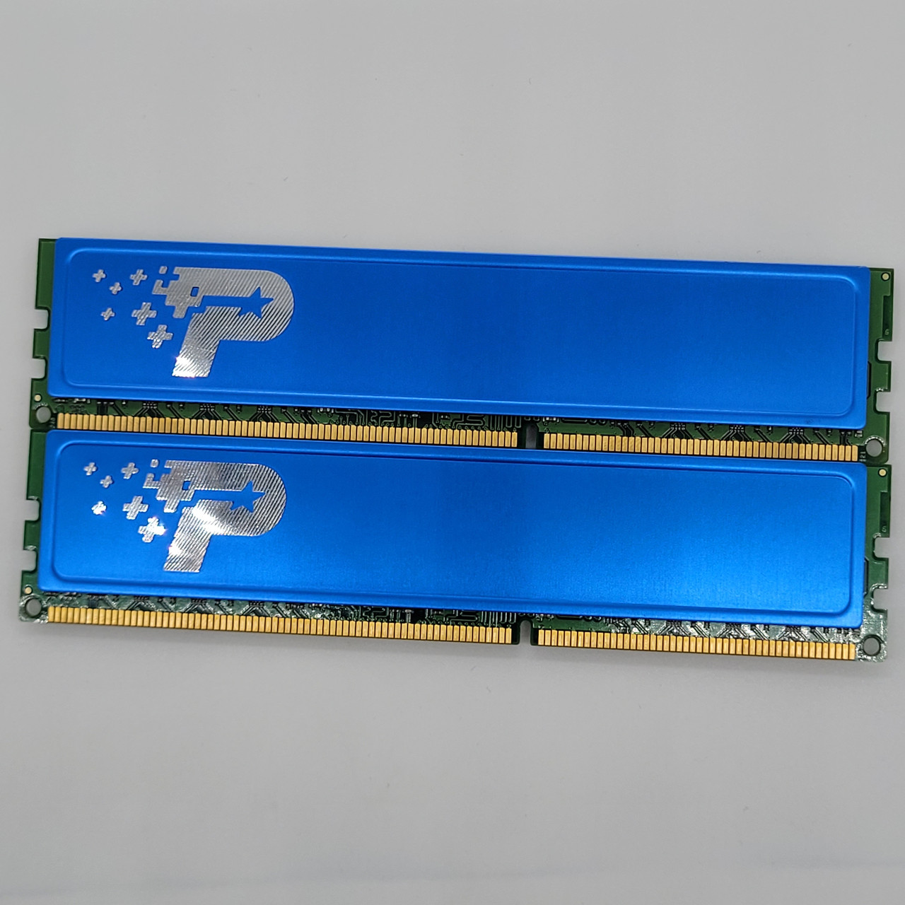 Пара ігрової оперативної пам'яті Patriot DDR3 8Gb (2x4Gb) 1600MHz PC3-12800U 2R8 CL11 (PSD38G1600KH) Б/В