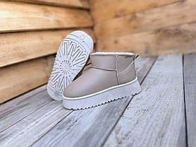 Уги БАЖОВІ UGG BEIGE світлі короткі на високій платформі шкіра штучна зима жіночі, фото 5