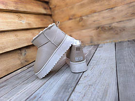 Уги БАЖОВІ UGG BEIGE світлі короткі на високій платформі шкіра штучна зима жіночі, фото 2