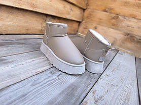 Уги БАЖОВІ UGG BEIGE світлі короткі на високій платформі шкіра штучна зима жіночі, фото 3