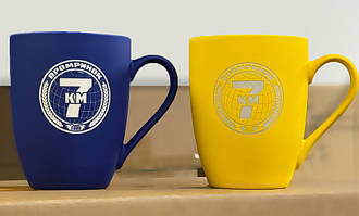 Друк на чашках і келихах 