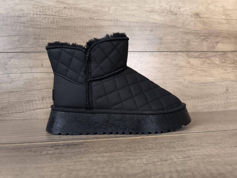 ЧОРНІ Уги UGG BLACK екошкіра зі стьобаним верхом низькі на високій платформі жіночі, фото 2