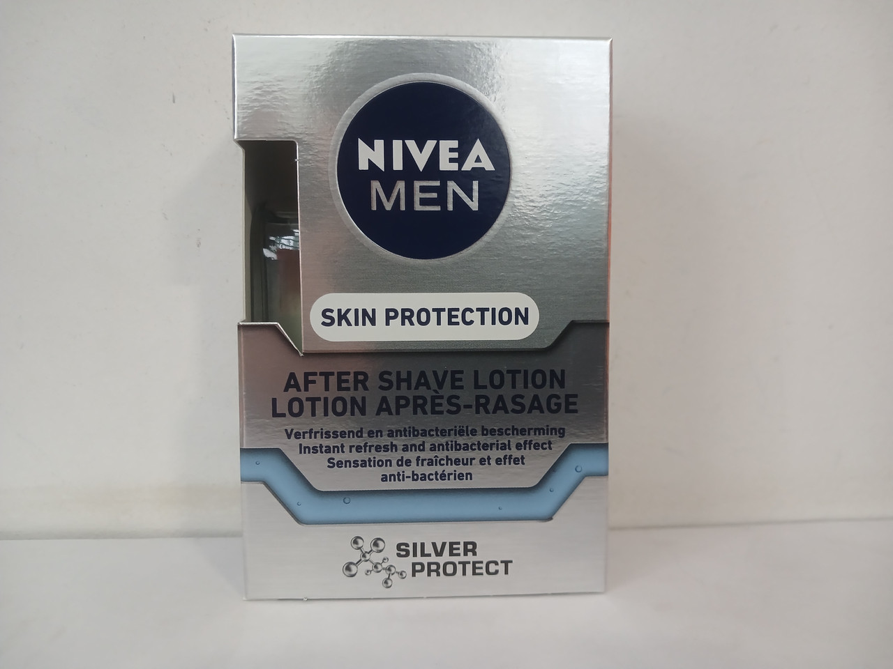 Лосьйон після гоління чоловічий Nivea 100 мл. (Нивія Антибактеріальний Срібний захист)