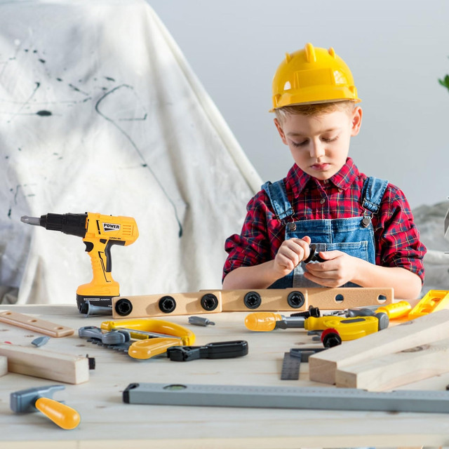 Іграшковий набір інструментів