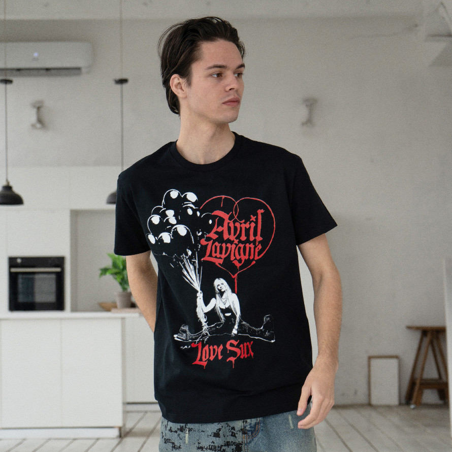 Футболка Cult - Avril Lavigne - Love Sux (2022)