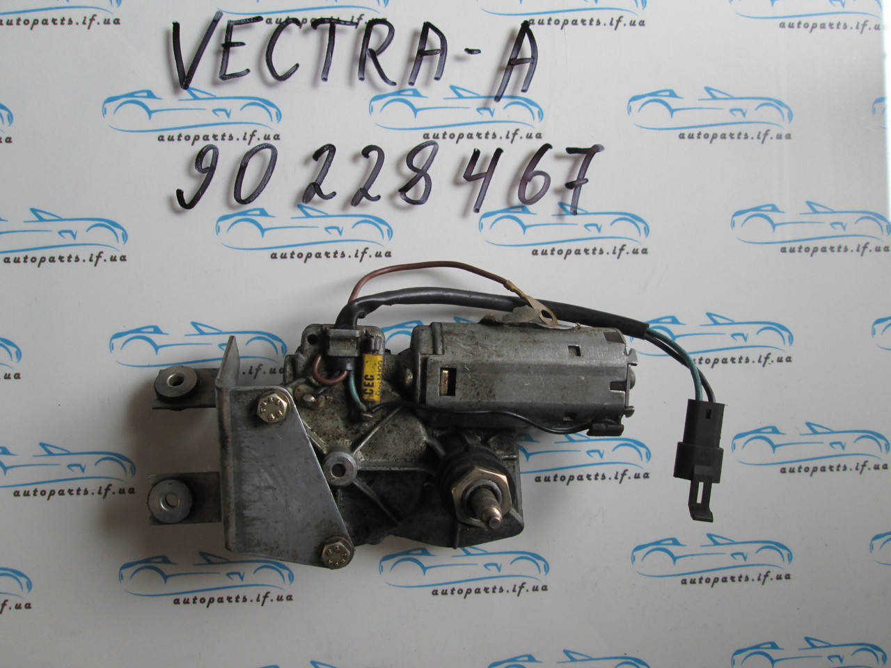 

Моторчик заднего стеклоочистителя опель Вектра А, Vectra A 90228467 хэтчбек