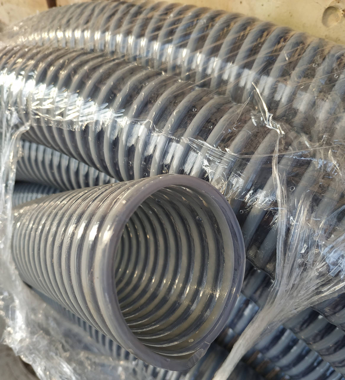 

Шланг, рукав ПВХ напорно-всасывающий для мотопомп 50мм, Серый