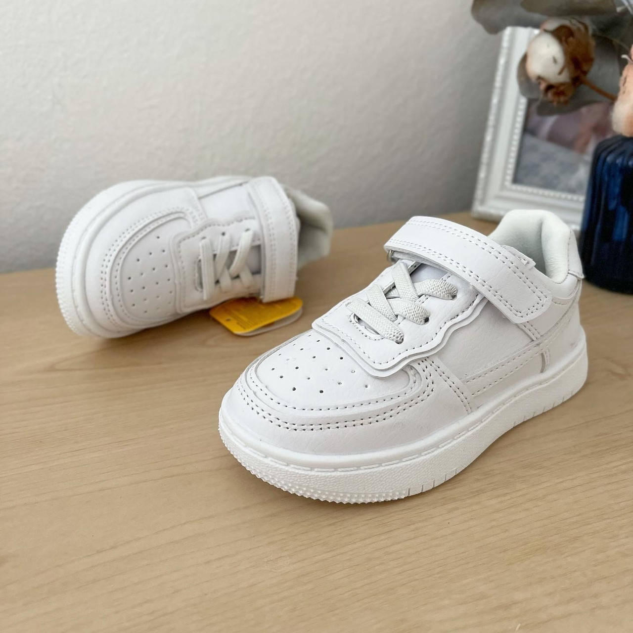 

Кроссовки белые Clibee кросівки білі размер 26 28 29