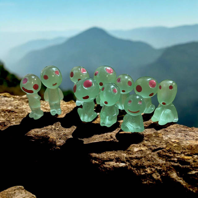 Фигурки светящиеся Духи леса Кодама Хаяо Миядзаки Набор 10