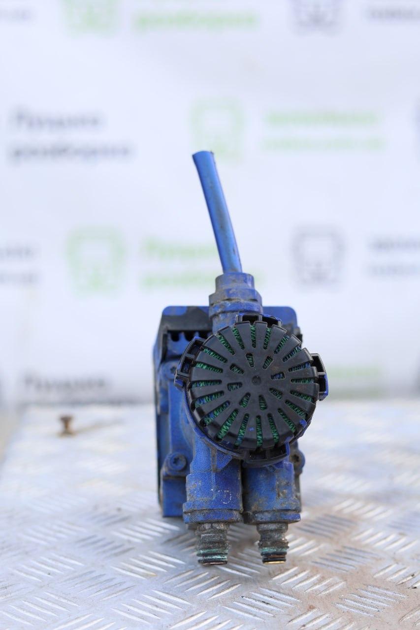 Кран модулятор EBS передня вісь EURO 6 б/в VOLVO FM (22225550) оригінал, 180х100х250 мм