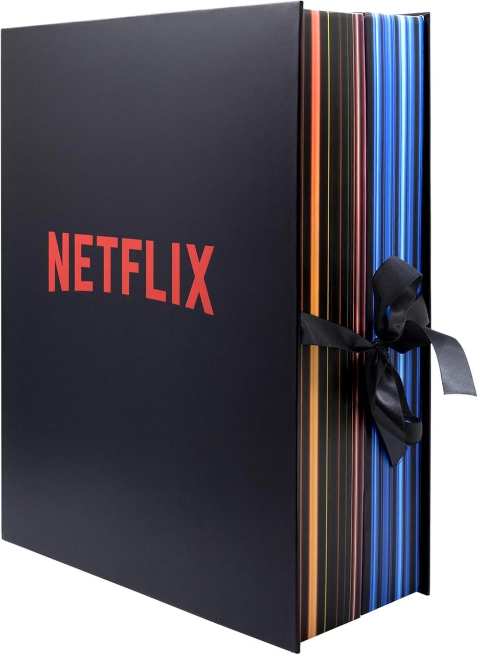 Адвент-календар з колекційними фігурки YuMe Netflix Gift Box 2024 Advent Calendar