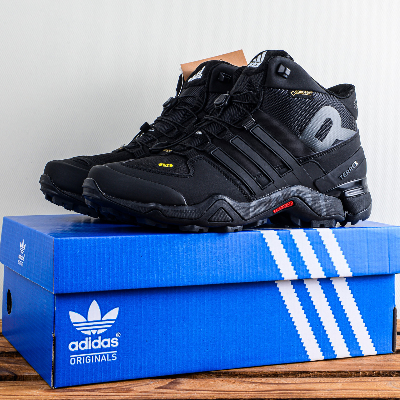 АКЦІЯ!! Зимові з хутром Adidas Terrex Чоловічі Кросівки черевики чорні