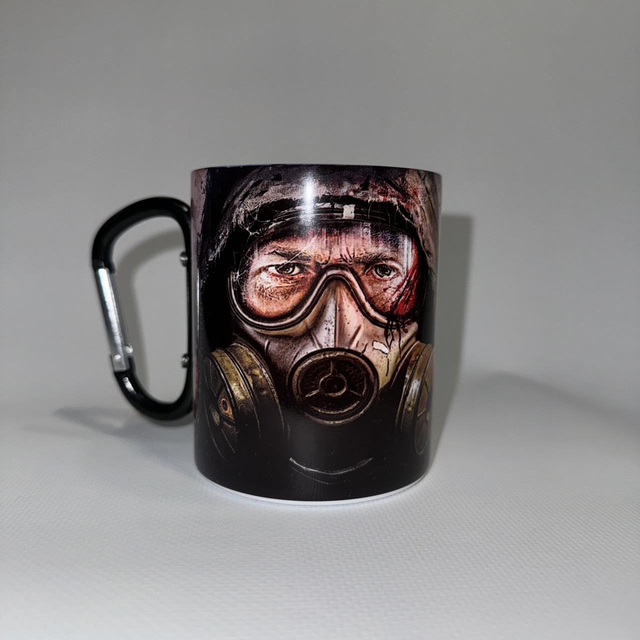 Чашка металева з карабіном із принтом "S.T.A.L.K.E.R. 2" від KLik Print