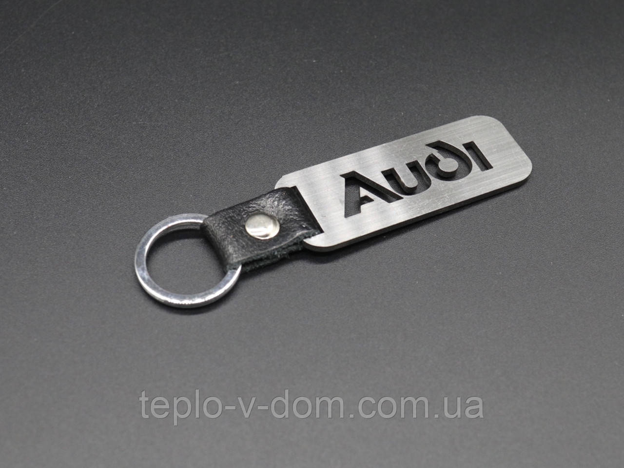 Брелок металевий. AUDI. 10х2,5см