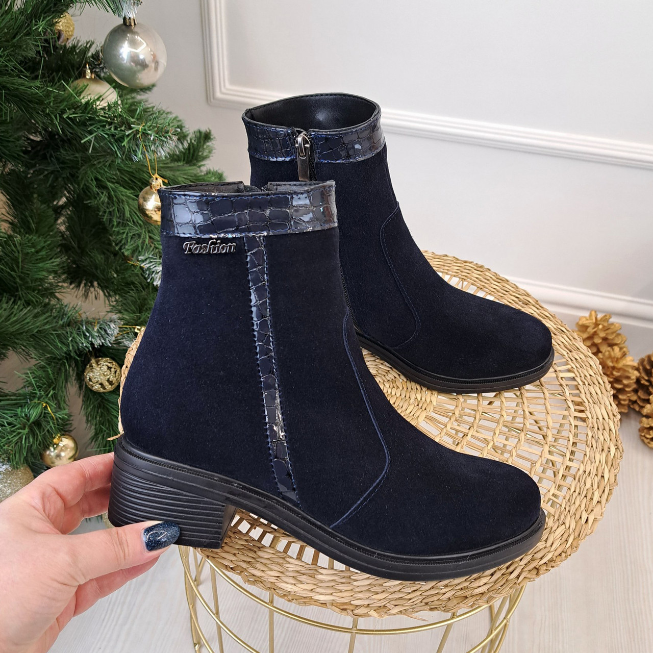 Черевики жіночі сині на невисоких підборах, натуральна замша і лак з тисненням "пітон", фото 1