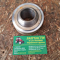 Яблуко нижніх тяг 150.56.157 лижі велике, навіски Т-150
