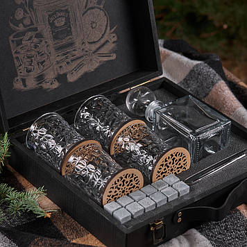 Набір для напоїв на 4 склянки + графин у дерев'яному кейсі